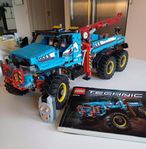 Lego Technic 42070 - 6x6 All Terrain Crane.