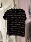 LEE  t-shirt