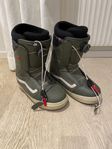 snowboard boots