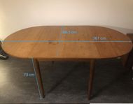 Teak extendable dining table (77cm - 216cm)