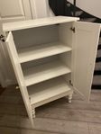 Ikea isala skåp   B75*D44 , H131cm