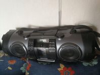 BoomBlaster JVC CD/ RADIO /MP3/ USB