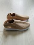 Rosa sneakers - Dinsko storlek 38