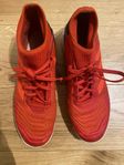 Adidas Predator inomhus fotbollskor storlek 40