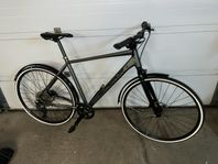 Superior hybrid cykel - pendlar cykel 