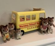 Sylvanian family incl school bus