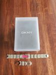 DKNY rosa klocka inkl box 500kr