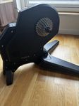 Tacx Flux S trainer + 2 kasetter (11x28 och 11x34)