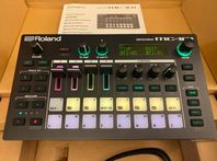 Roland MC-101 groovebox