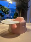 Bumbo babysitter med lekbord - Rosa