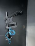 Trippel monitor arm