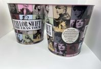 2 st Taylor Swift buckets