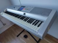 Yamaha Portable Grand DGX-305 Digitalpiano 