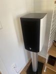 Focal Aria 906 med stativ