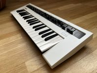 Synth - Yamaha reface cs.