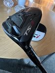 Titleist Tsi3 spoon, Titleist 818 hybrid. Vänster