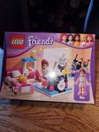 Lego Friends 3939. " Mias Bedroom"