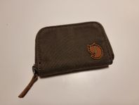 Fjällräven zip card holder