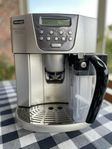 Helautomatisk DeLonghi espresso- och cappuccinomaskin