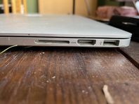 Macbook 2014 15inch (Läsa Beskrivning inna du köper)