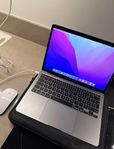 MacBook Air M1 Chip 8GB