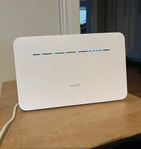 Huawei 4G router SIM-kort och LAN