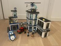 LEGO City 60141,  Polisstation