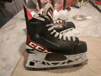 Skridskor storlek 36 Ccm jetspeed FT 475