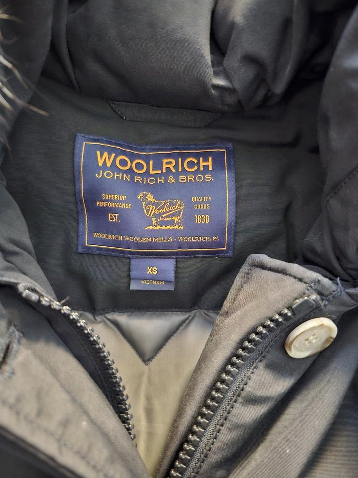 WOOLRICH svart vinterjacka, s...