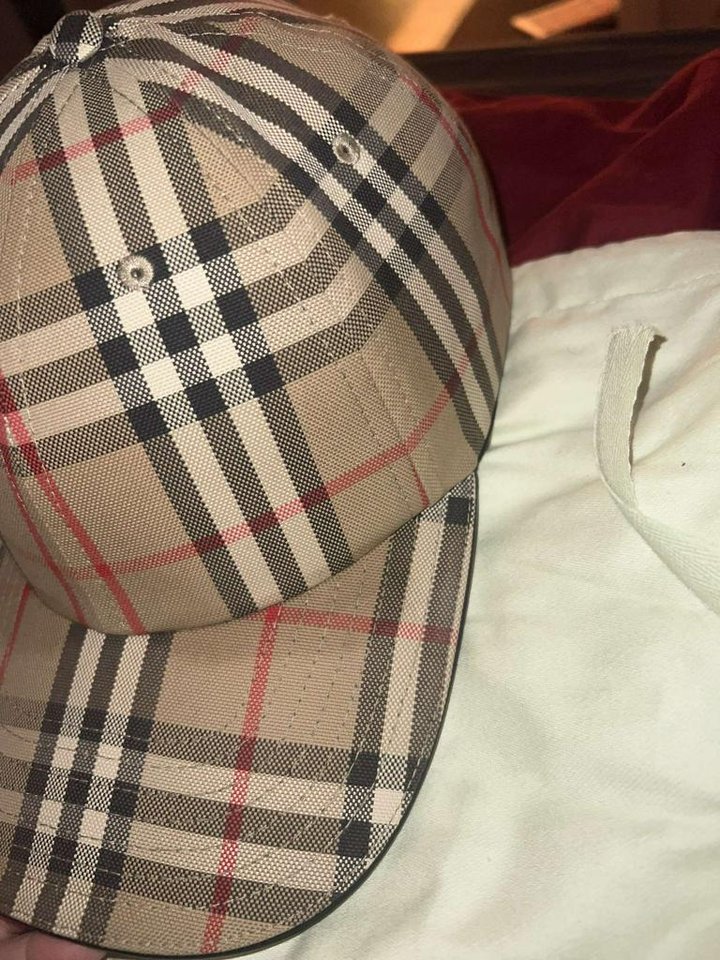 burberry keps