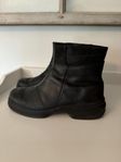 Boots i storlek 38 