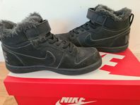 nike vintersko stl 32