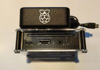 Raspberry Pi 3 B+ med Premium Case och Original Adapter