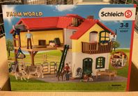 Schleich farm world. 