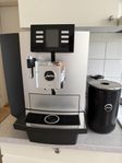 Jura X8 Espressomaskin + Mjölkkyl - NYSKICK