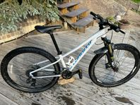 Specialized Pitch 27,5 XS med FOX luftdämpare