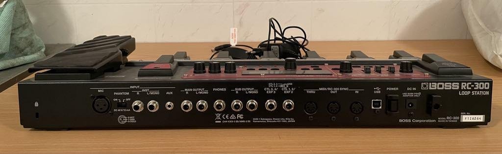 Boss rc-300 Loop station