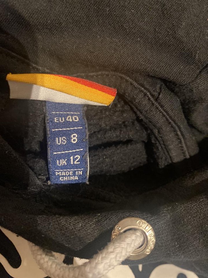 hoodie från ellesse