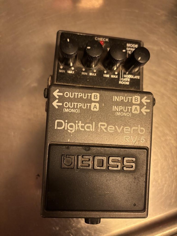 boss RV-5 digital reverb 