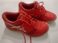 Asics Gel-Blast storlek 35.5 Inomhus 