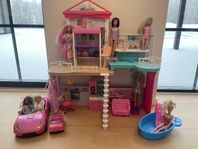 Barbie - Dockor, hus och tillbehör