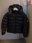 Moncler jacka barn strl