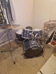 Komplett Pearl Export trumset med Sabian XS20 cymbaler