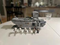 LEGO Star Wars set 75103 First Order Transporter