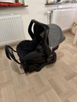 Britax Römer Babyskydd + Basenhet