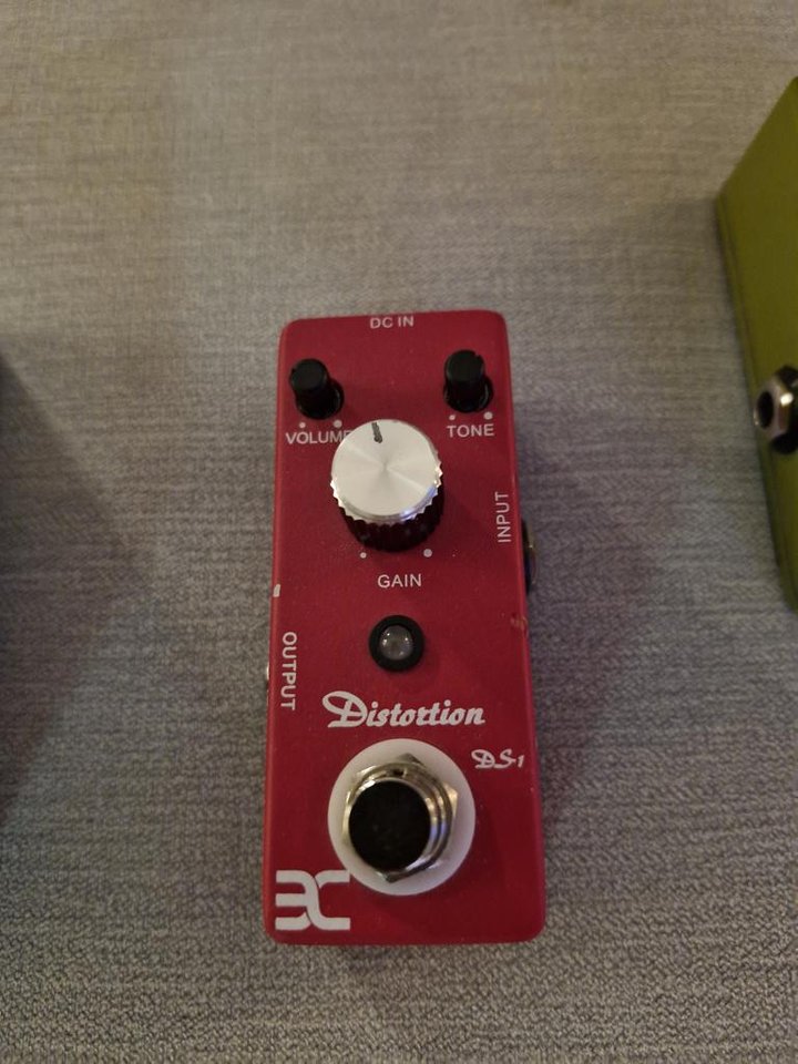 3C distorsion pedal