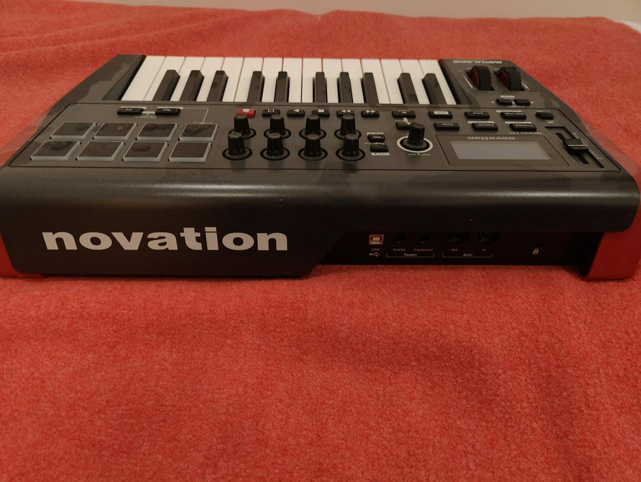 Novation Impulse 25