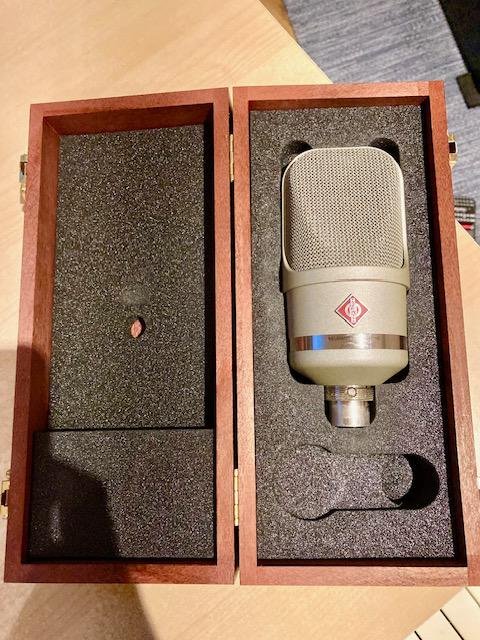 Neumann tlm 107