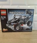 NY!! 2 st modeller Lego Technic i oöppnad kartong!!  