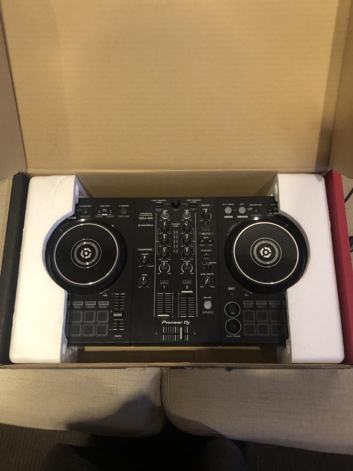 Pioneer ddj 400